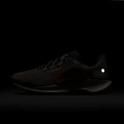 Nike Men’s React Pegasus Trail 5 (009 - Black/Desert Ochre-Fir-College Grey) 20 Nike Men’s React Pegasus Trail 5 (009 - Black/Desert Ochre-Fir-College Grey) -Tcrunning Sale Store AURORA DV3864 009 PHSLH200 2000