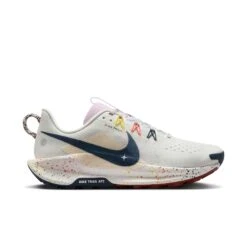 Nike Women’s React Pegasus Trail 5 (102 - Summit White/Armory Navy-Football Grey)