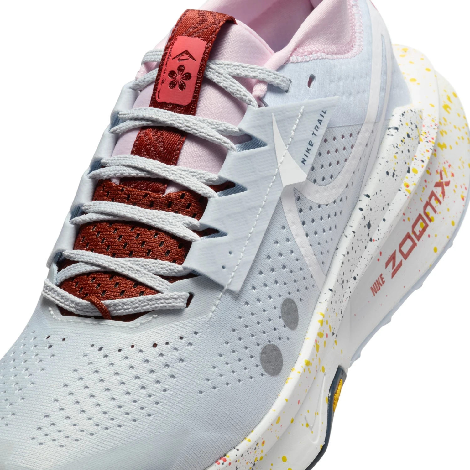 Nike Women’s Zegama Trail 2 (006 - Pure Platinum/White-Football Grey) 4 Nike Women’s Zegama Trail 2 (006 - Pure Platinum/White-Football Grey) - Image 4
