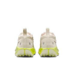 Nike Women’s React Pegasus Trail 5 GORE-TEX (101 - Sanddrift/Dark Pony-Cyber-Life Lime) -Tcrunning Sale Store AURORA FQ0912 101 PHCBH000 2000