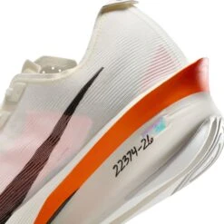 Nike Men’s Vaporfly 4 Proto (100 - Sail/Black-Total Orange-White) 12 Nike Men’s Vaporfly 4 Proto (100 - Sail/Black-Total Orange-White) -Tcrunning Sale Store AURORA HF6413 100 PHSYD002 2000