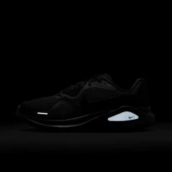 Nike Men’s Structure 26 (001 - Black/Black-Iron Grey) -Tcrunning Sale Store AURORA HJ1102 001 PHSLH200 2000