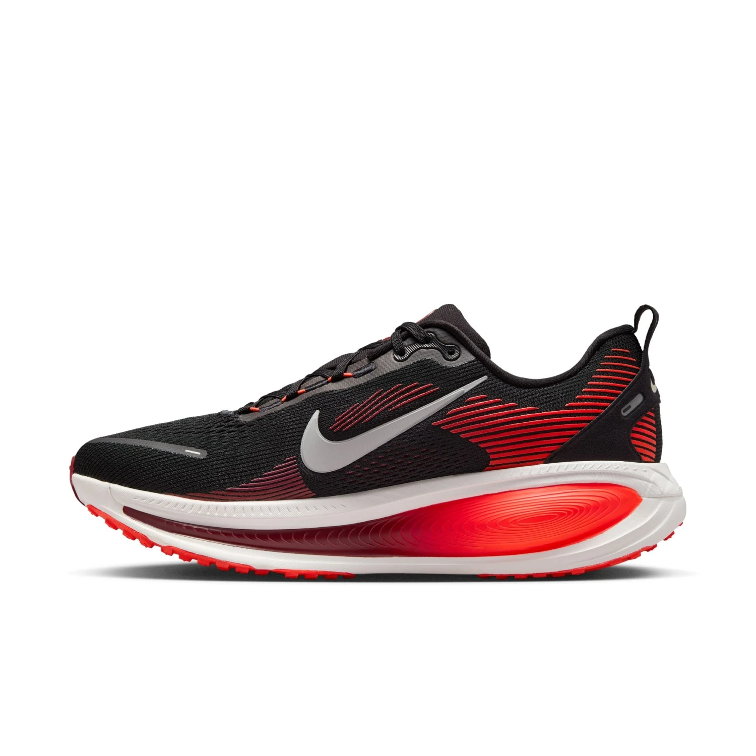 Nike Men's Vomero 18 (008 - Black/Metallic Silver-Bright Crimson) 2 Nike Men's Vomero 18 (008 - Black/Metallic Silver-Bright Crimson) - Image 2
