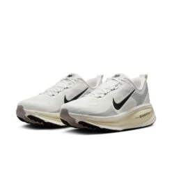 Nike Men's Vomero 18 (101 - Summit White/Black-Coconut Milk) -Tcrunning Sale Store AURORA HM6803 101 PHCFH001 2000