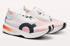 On Men's Cloudboom Strike (White/Black) -Tcrunning Sale Store Screenshot2024 09 06at11.14.11PM